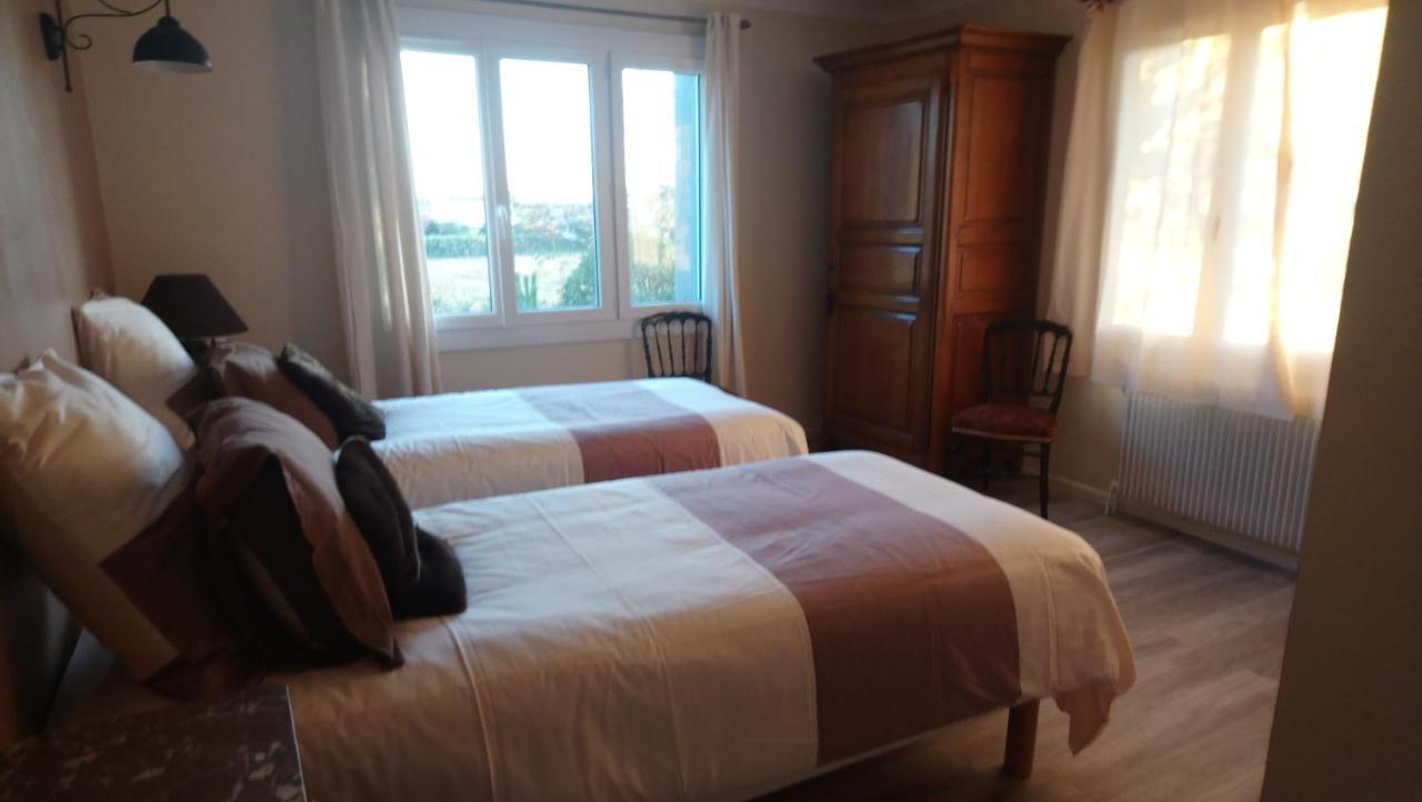 Bed and Breakfast L'Esperluette En Camargue Юшо Экстерьер фото