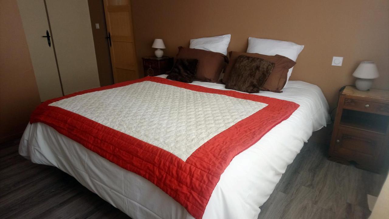 Bed and Breakfast L'Esperluette En Camargue Юшо Экстерьер фото